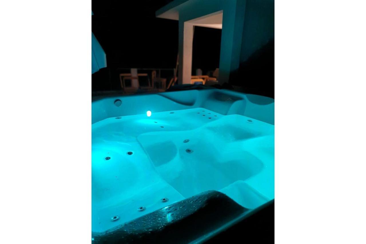 Vila Pitangueira - Apto no coração de Serra Grande com Piscina, Jacuzzi, Internet Rápida em meio a Natureza Exterior foto